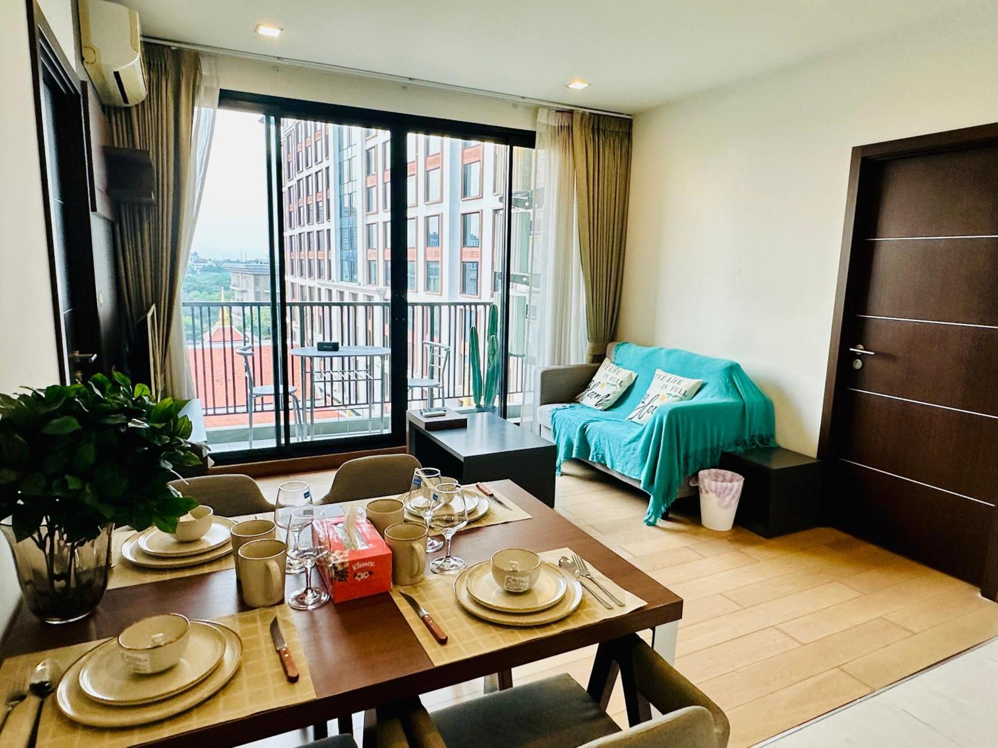 Apartment The Astra Chiang Mai